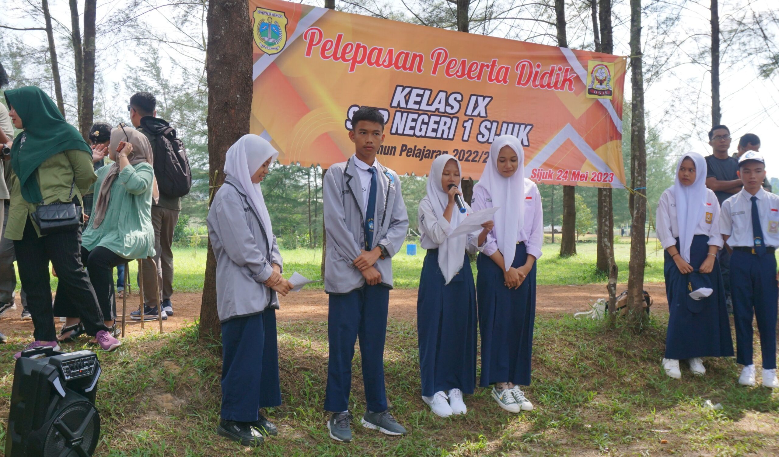 Pelepasan Siswa Kelas IX Tahun Pelajaran 2022/2023 Pelepasan Siswa Kelas IX Tahun Pelajaran 2022/2023