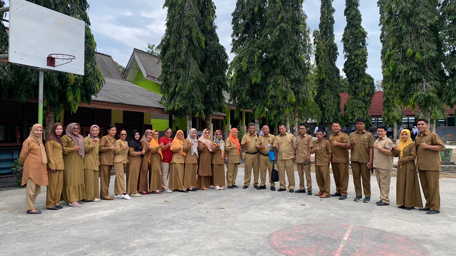 PENILAIAN 8 STANDAR DAN PENILAIAN KERJA KEPALA SEKOLAH SMP NEGERI 1 SIJUK TAHUN PELAJARAN 2023/2024 PENILAIAN 8 STANDAR DAN PENILAIAN KERJA KEPALA SEKOLAH SMP NEGERI 1 SIJUK TAHUN PELAJARAN 2023/2024