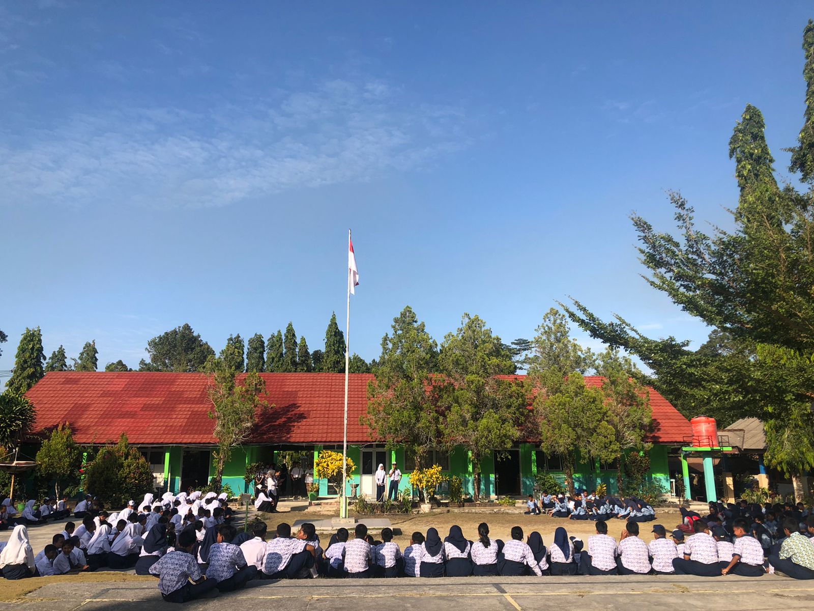 ORASI PASANGAN CALON KETUA DAN WAKIL KETUA OSIS SMP NEGERI 1 SIJUK TAHUN PELAJARAN 2023/2024 ORASI PASANGAN CALON KETUA DAN WAKIL KETUA OSIS SMP NEGERI 1 SIJUK TAHUN PELAJARAN 2023/2024