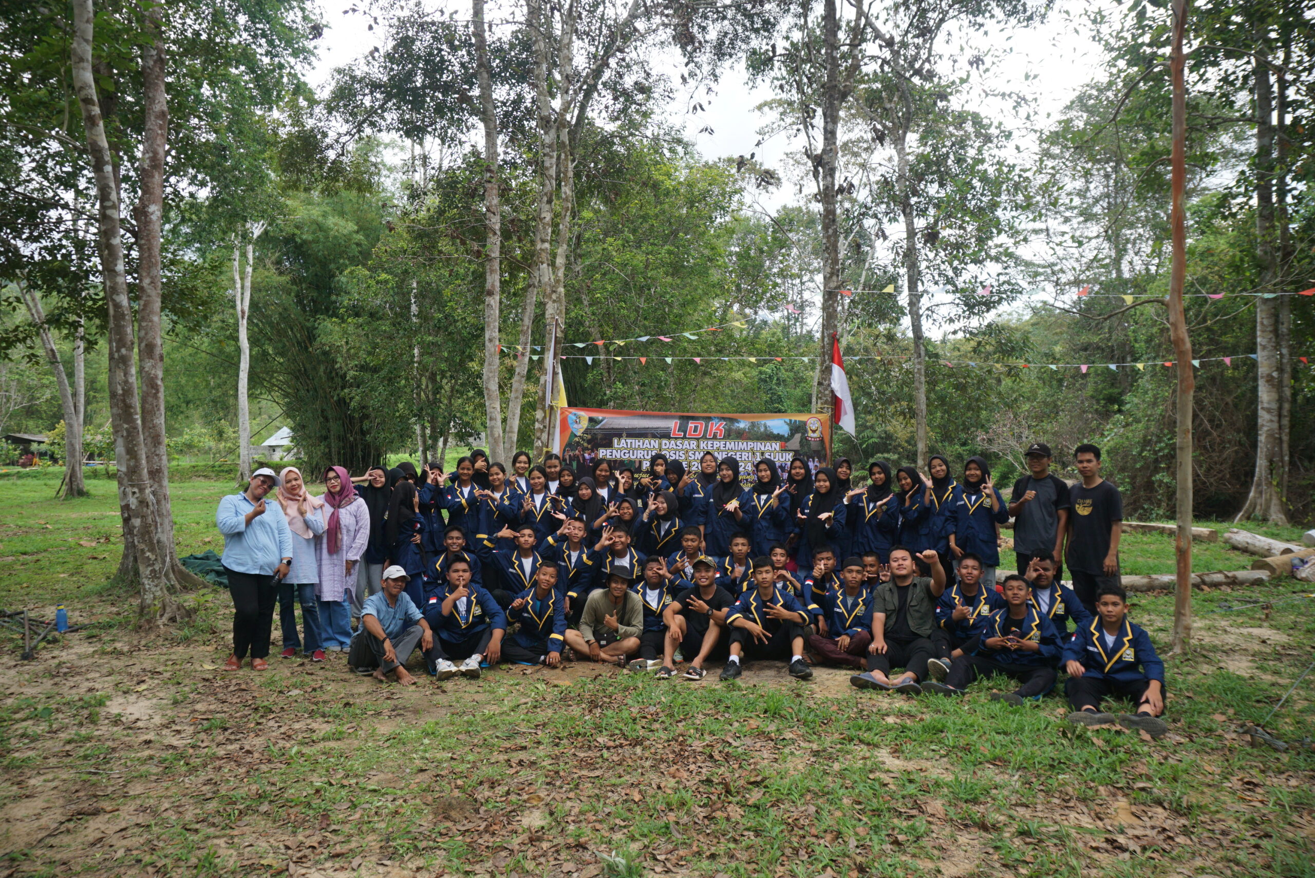 Latihan dasar kepemimpinan (LDK) SMPN 1 Sijuk Periode 2023/2024