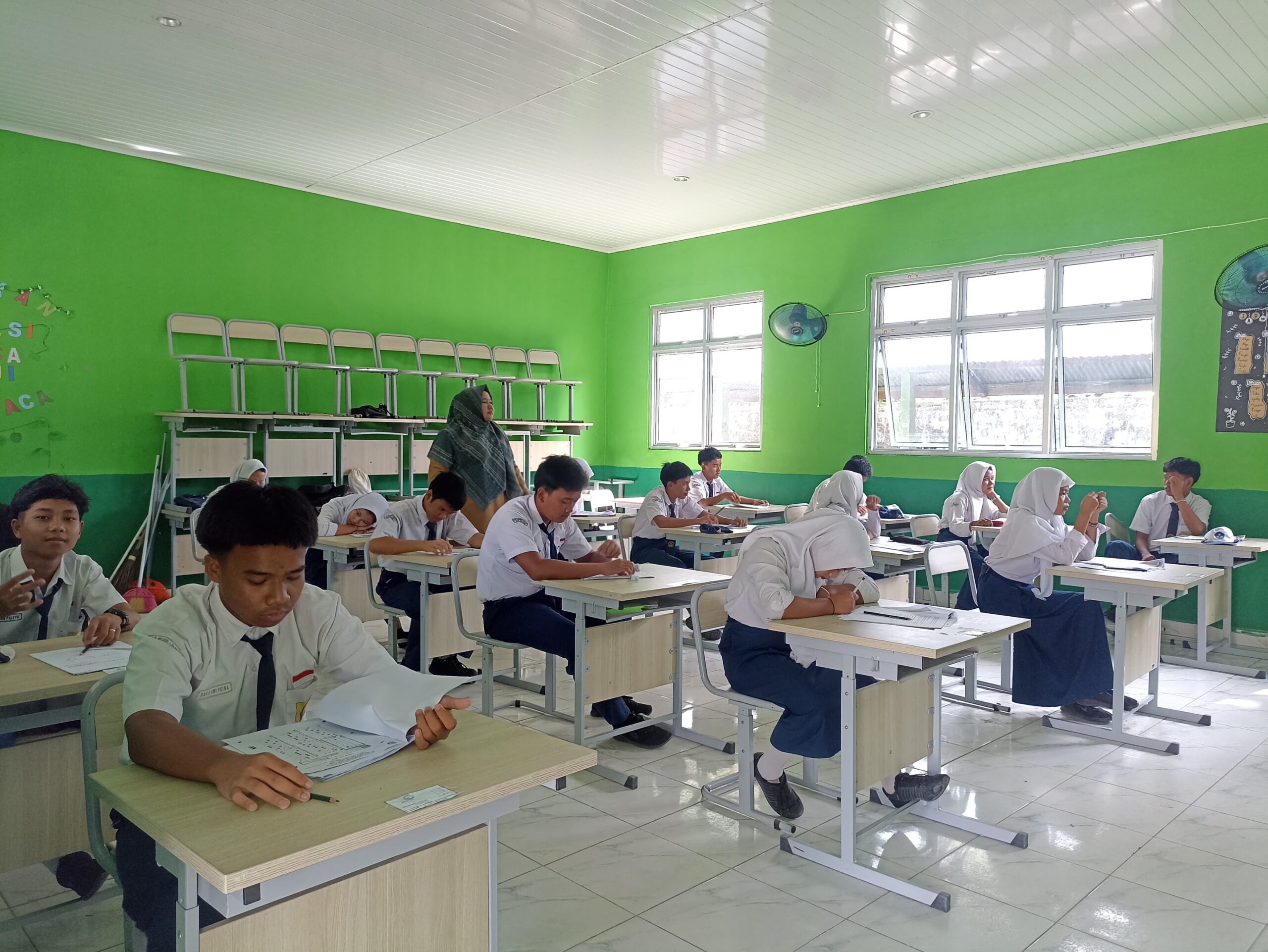 PELAKSANAAN SUMATIF AKHIR SEKOLAH (SAS) PELAKSANAAN SUMATIF AKHIR SEKOLAH (SAS)