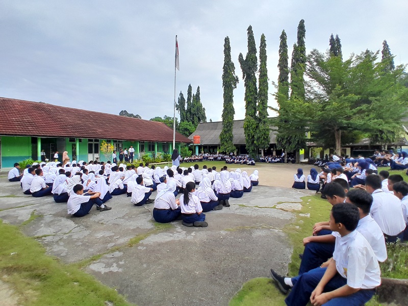 ORASI CALON KETUA DAN WAKIL KETUA OSIS SMPN 1 SIJUK TAHUN 2025/2026 ORASI CALON KETUA DAN WAKIL KETUA OSIS SMPN 1 SIJUK TAHUN 2025/2026